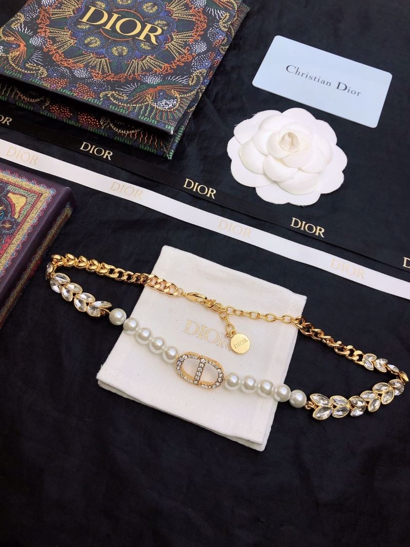chr1st1an D10r necklaces